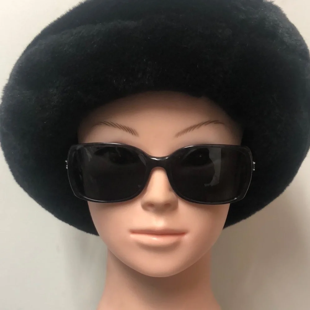 CHANEL Polarized Grey Tweed Print Frame CC Logo Sunglasses-5218 - Picture 5 of 7